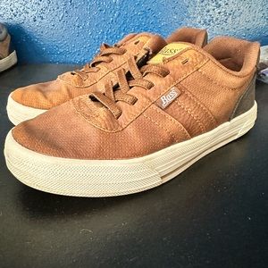 Brown size 1.5 boy shoes